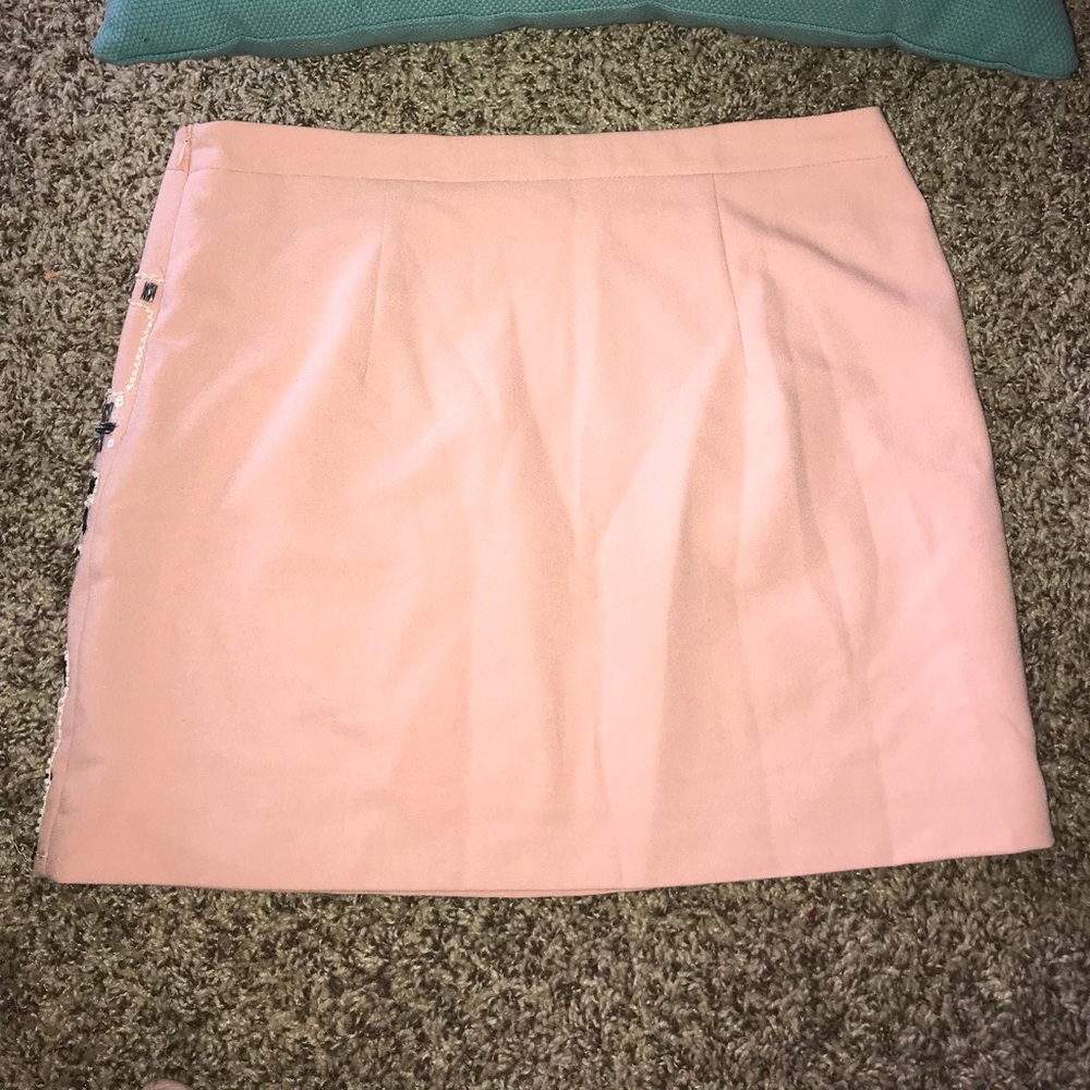 Sequined Patterned Short Skirt - image 4